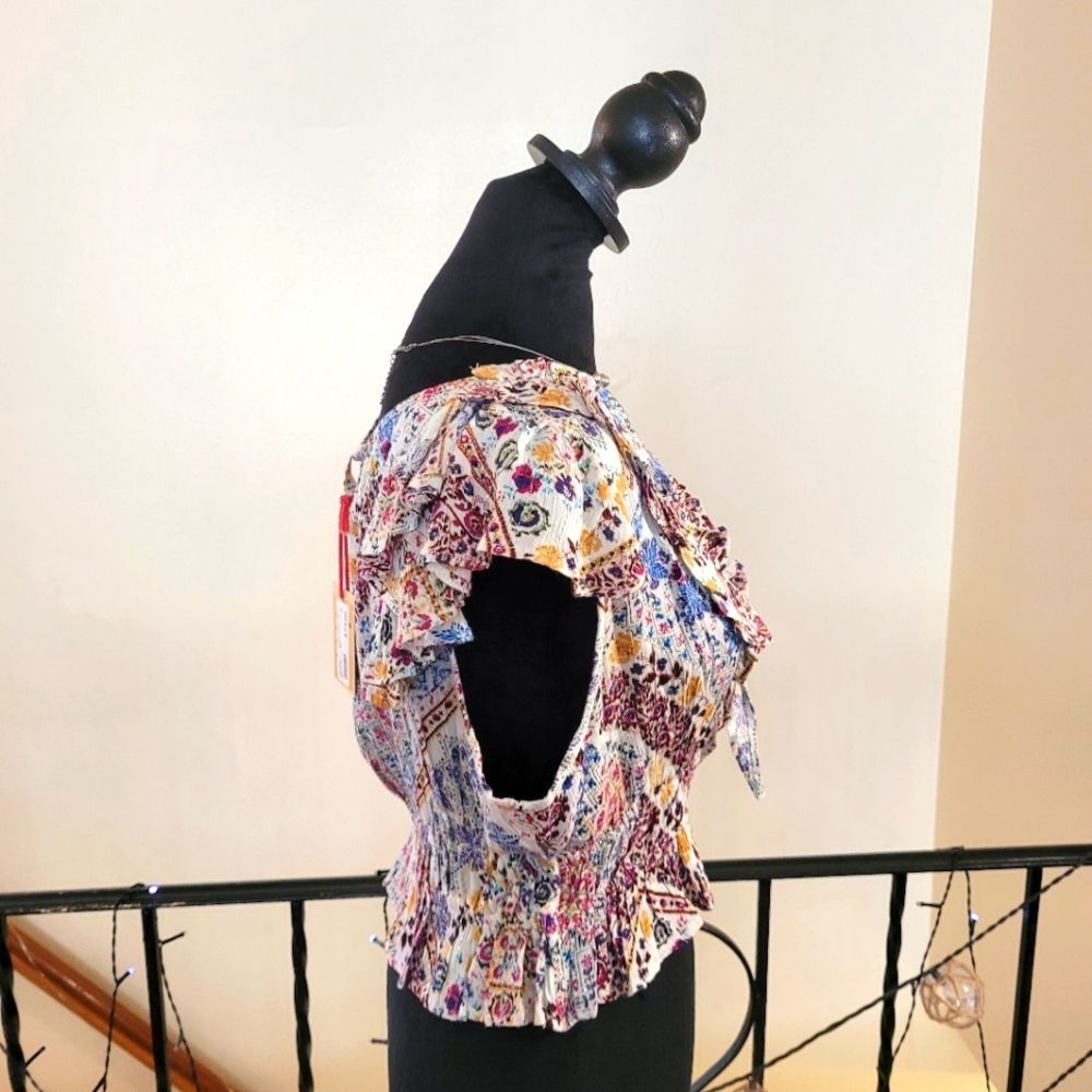 Nwt RAGA Multicolor Short Sleeve Ruffle Top Size Medium - Picture 15 of 16